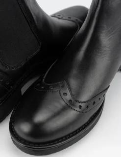 stivaletto tacco 2 cm nero