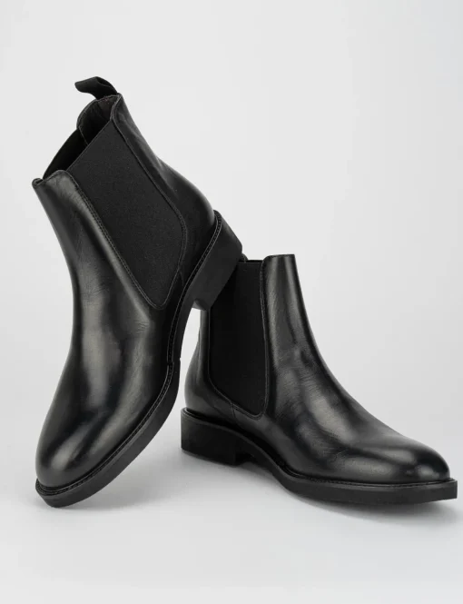 stivaletto tacco 2 cm nero