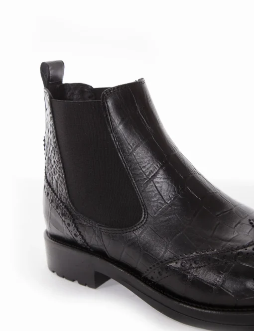 stivaletto tacco 2 cm nero