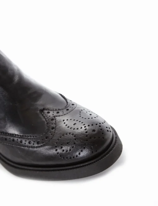 stivaletto tacco 2 cm nero