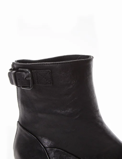 stivaletto tacco 2 cm nero