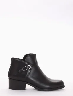 stivaletto tacco 2 cm nero