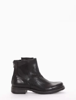 Stivaletto tacco 2 cm nero