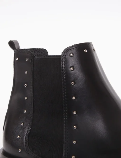 stivaletto tacco 2 cm nero