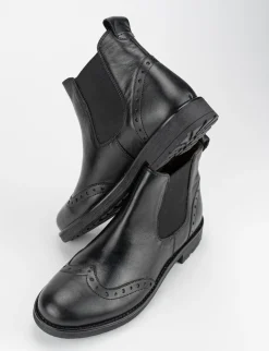 stivaletto tacco 2 cm nero