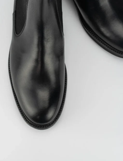 stivaletto tacco 2 cm nero