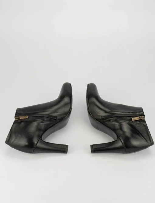 stivaletto tacco 8 cm nero