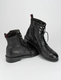 stivaletto tacco 2 cm nero