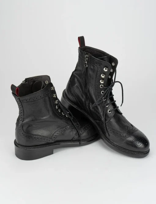 stivaletto tacco 2 cm nero