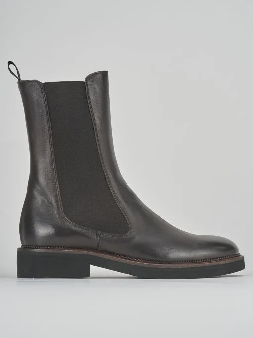 Stivaletto tacco 2 cm testa pelle