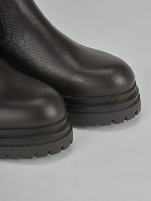 Stivaletto tacco 2 cm testa pelle