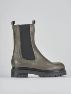 Stivaletto tacco 2 cm verde pelle