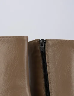 Stivaletto tacco 10cm beige pelle