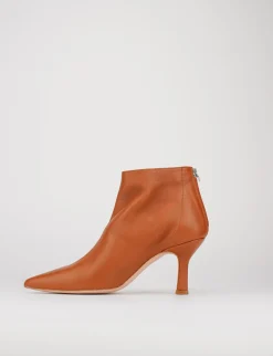 Stivaletto tacco 7cm cuoio