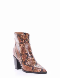 Stivaletto tacco 8cm cuoio