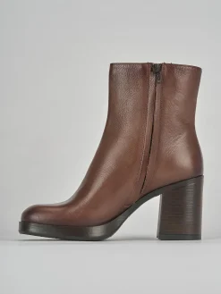 Stivaletto tacco 8cm marrone pelle