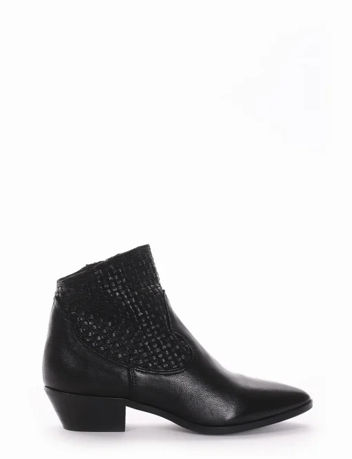 Stivaletto tacco 3cm nero