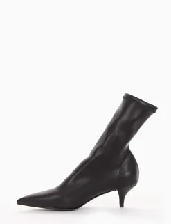 Stivaletto tacco 5cm nero