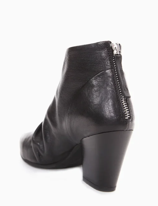 Stivaletto tacco 6cm nero