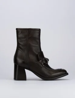 Stivaletto tacco 7cm testa pelle