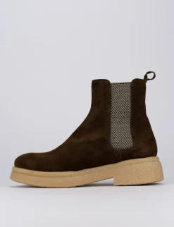 Stivaletto tacco 2cm testa camoscio