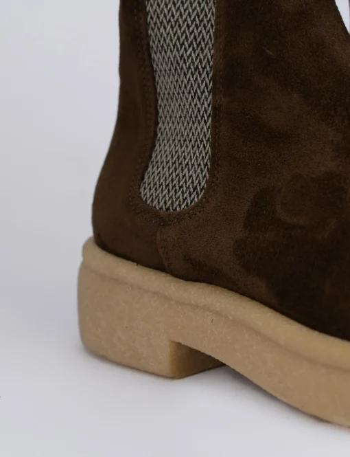 Stivaletto tacco 2cm testa camoscio