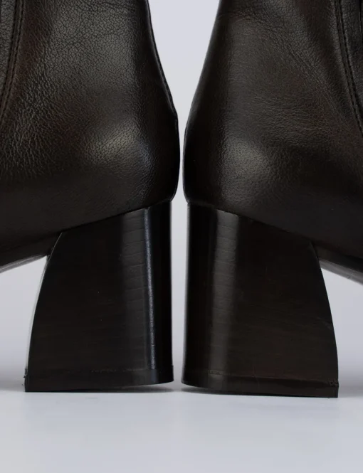 Stivaletto tacco 7cm testa pelle