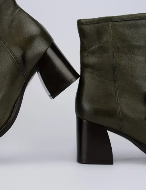 Stivaletto tacco 7cm verde pelle