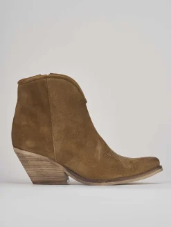 Stivaletto texano tacco 6 cm beige camoscio