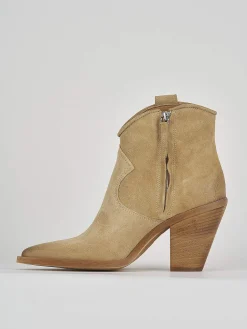 Stivaletto texano tacco 7 cm beige camoscio