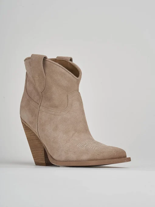 Stivaletto texano tacco 7 cm beige camoscio