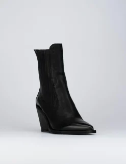 Stivaletto texano tacco 7cm nero pelle