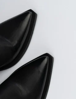 Stivaletto texano tacco 7cm nero pelle