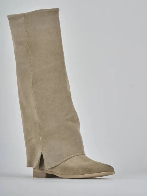 Stivali tacco 1cm camoscio beige