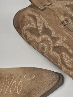 Stivali tacco 3cm camoscio beige