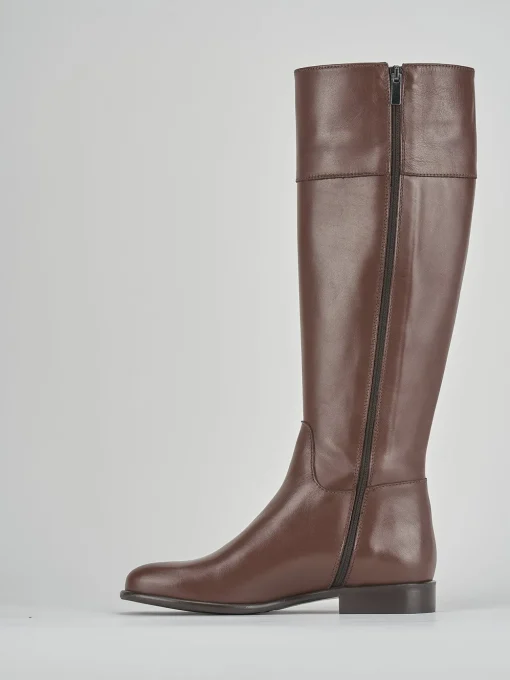 Stivali tacco 2cm pelle marrone