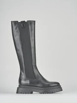 Stivali tacco 3cm pelle nero