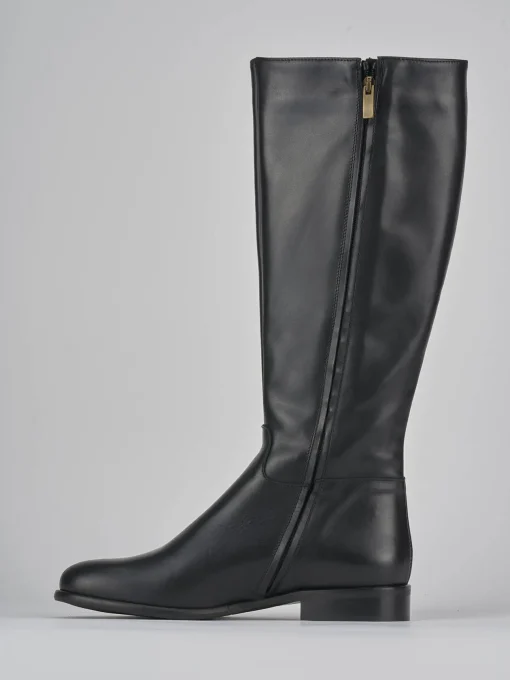 Stivali tacco 2cm pelle nero