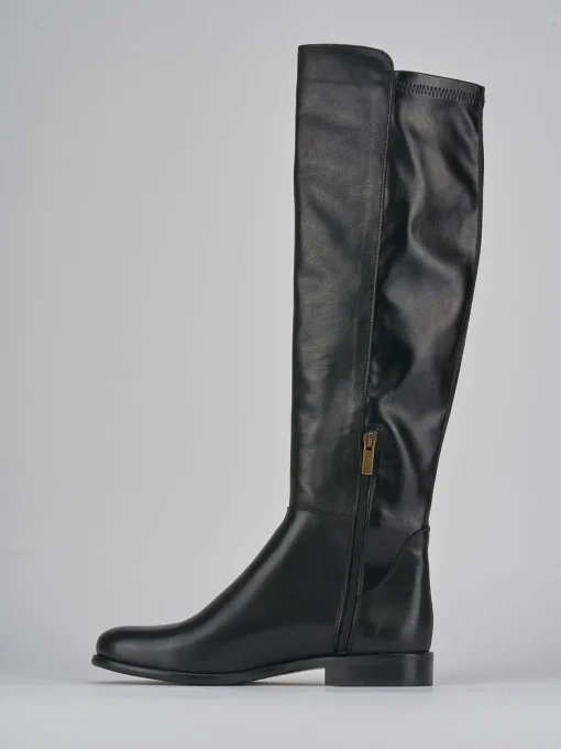 Stivali tacco 2cm pelle nero