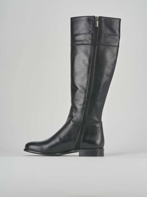 Stivali tacco 2cm pelle nero