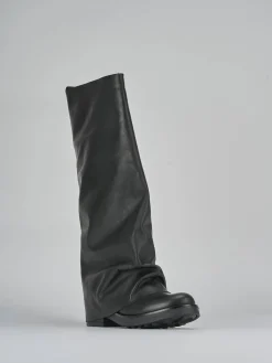 Stivali tacco 3cm pelle nero