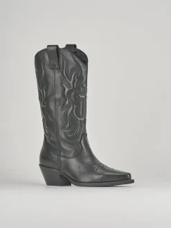 Stivali tacco 3cm pelle nero