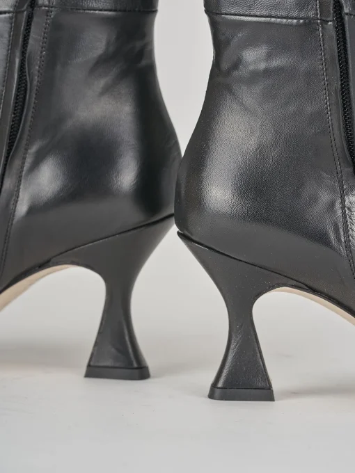 Stivali tacco 7cm pelle nero
