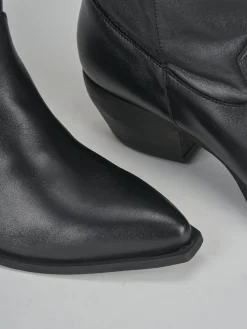 Stivali tacco 4cm pelle nero