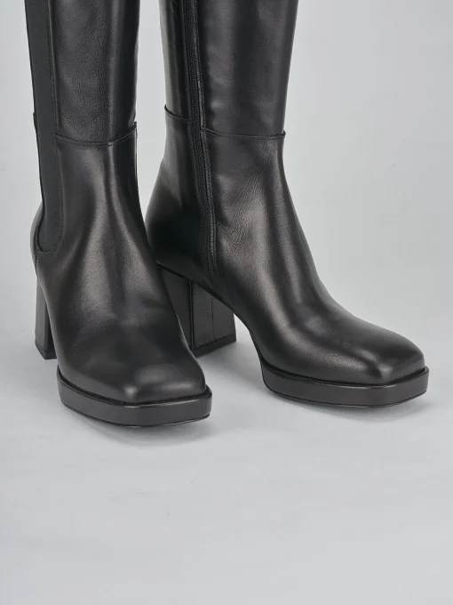 Stivali tacco 5cm pelle nero