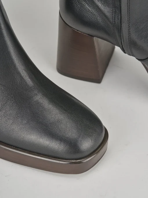 Stivali tacco 7cm pelle nero