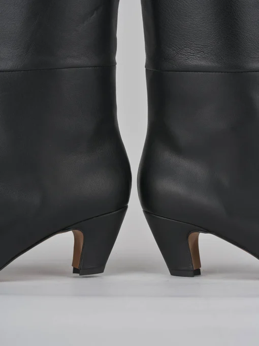 Stivali tacco 5cm pelle nero