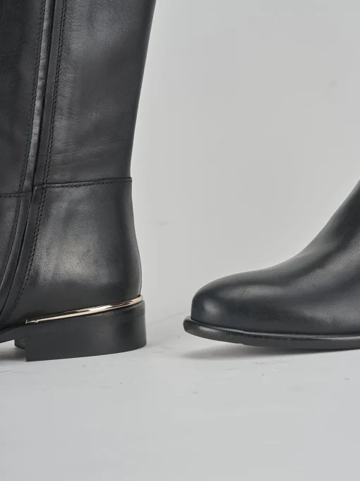 Stivali tacco 2cm pelle nero