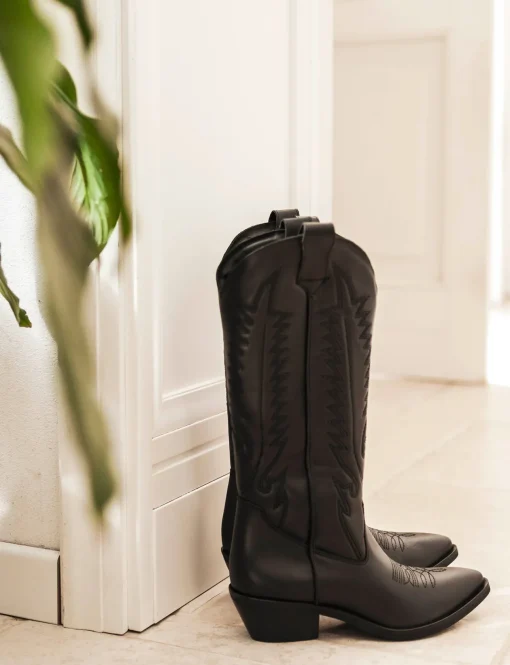 Stivali tacco 3cm pelle nero