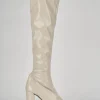 Stivali tacco 9cm vernice beige